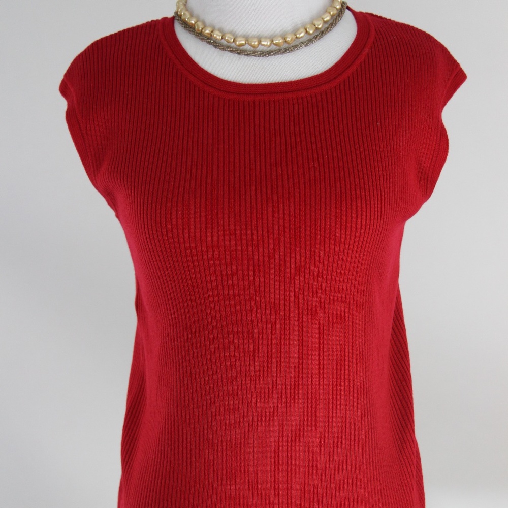 CALVIN KLEIN Red Sleeveless Ribbed Sweater